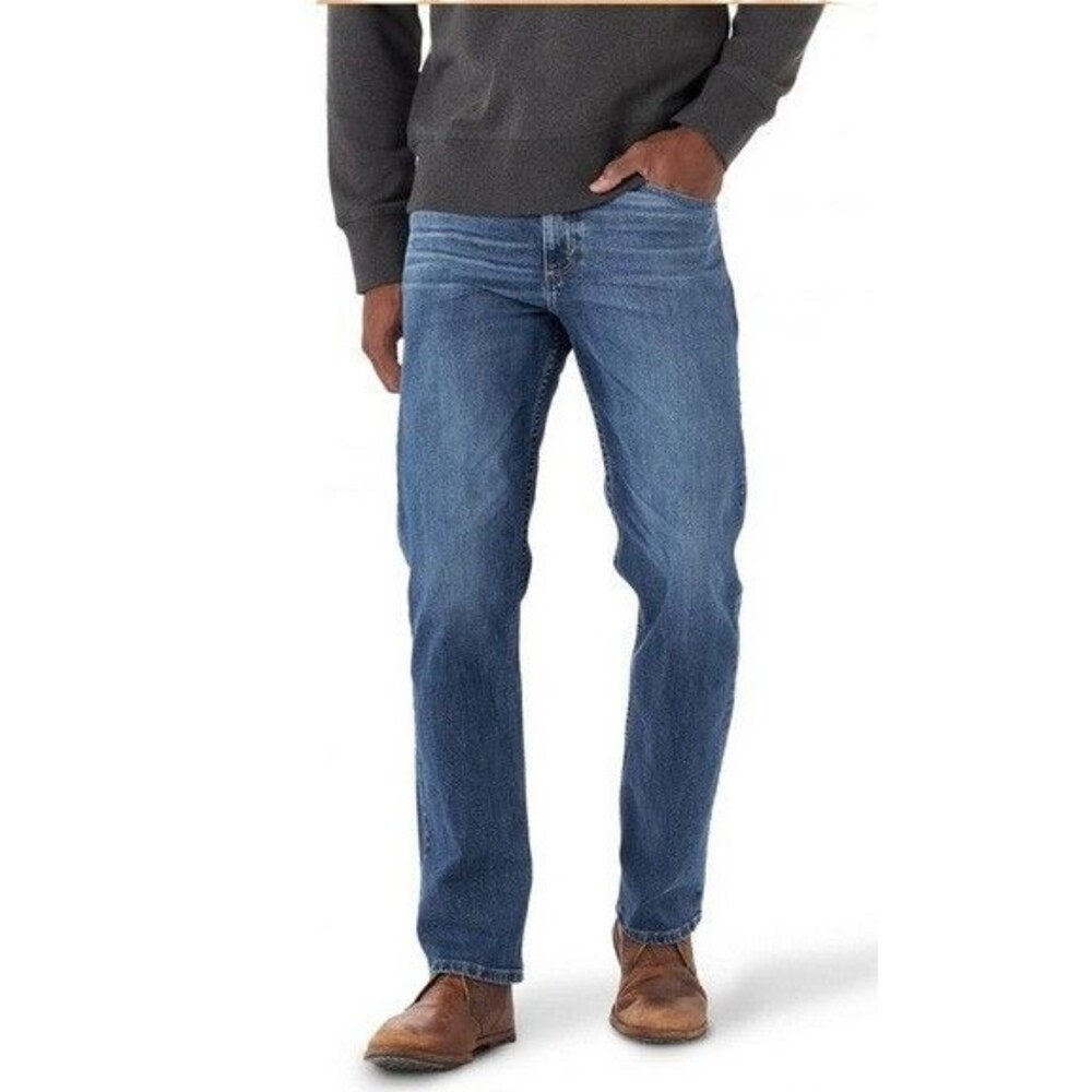 Wrangler Men's Regular Fit Free To Stretch Denim Jeans Blue 40X30 NWT